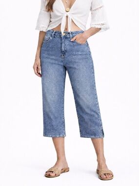 Women’s High Rise Denim Capri Jeans Relaxed Fit Cropped Wide Leg Blue NWT